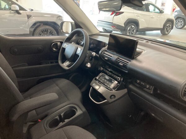 Hyundai Inster 49 KWh XClass + 17"