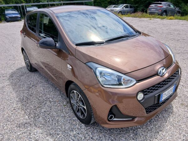 Hyundai i10 1.0 Benzina Tech