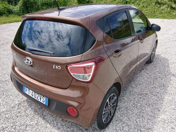 Hyundai i10 1.0 Benzina Tech