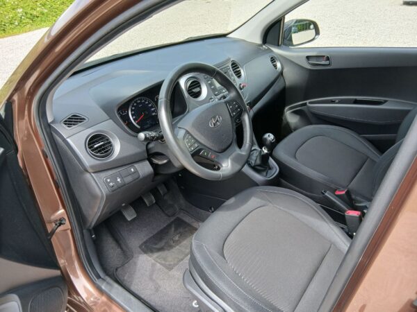 Hyundai i10 1.0 Benzina Tech