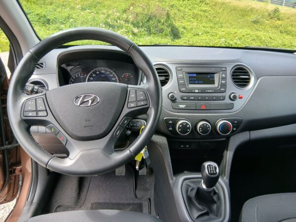 Hyundai i10 1.0 Benzina Tech
