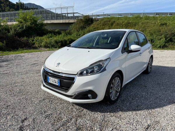 Peugeot 208 1.2 Benzina Active