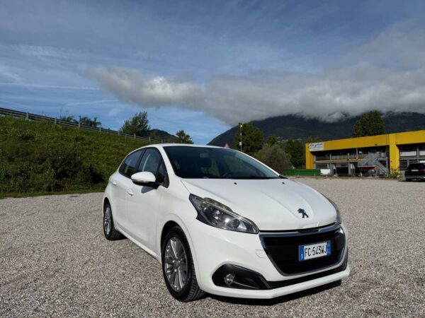 Peugeot 208 1.2 Benzina Active