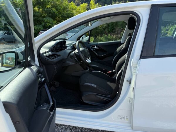 Peugeot 208 1.2 Benzina Active
