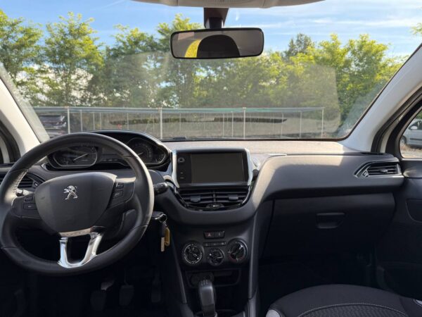 Peugeot 208 1.2 Benzina Active