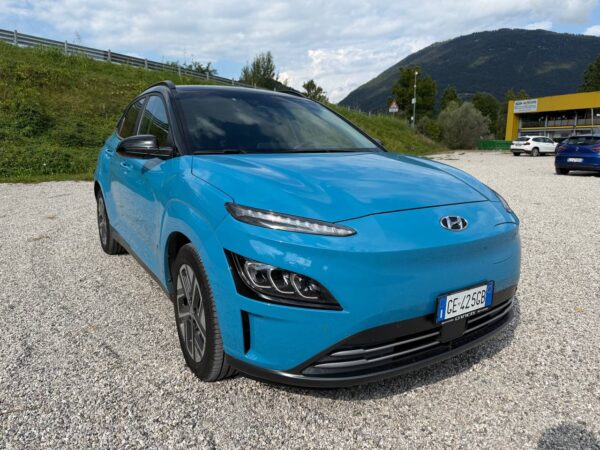 Hyundai Kona 64 KWh XClass + TT