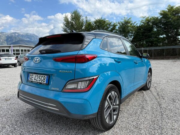Hyundai Kona 64 KWh XClass + TT