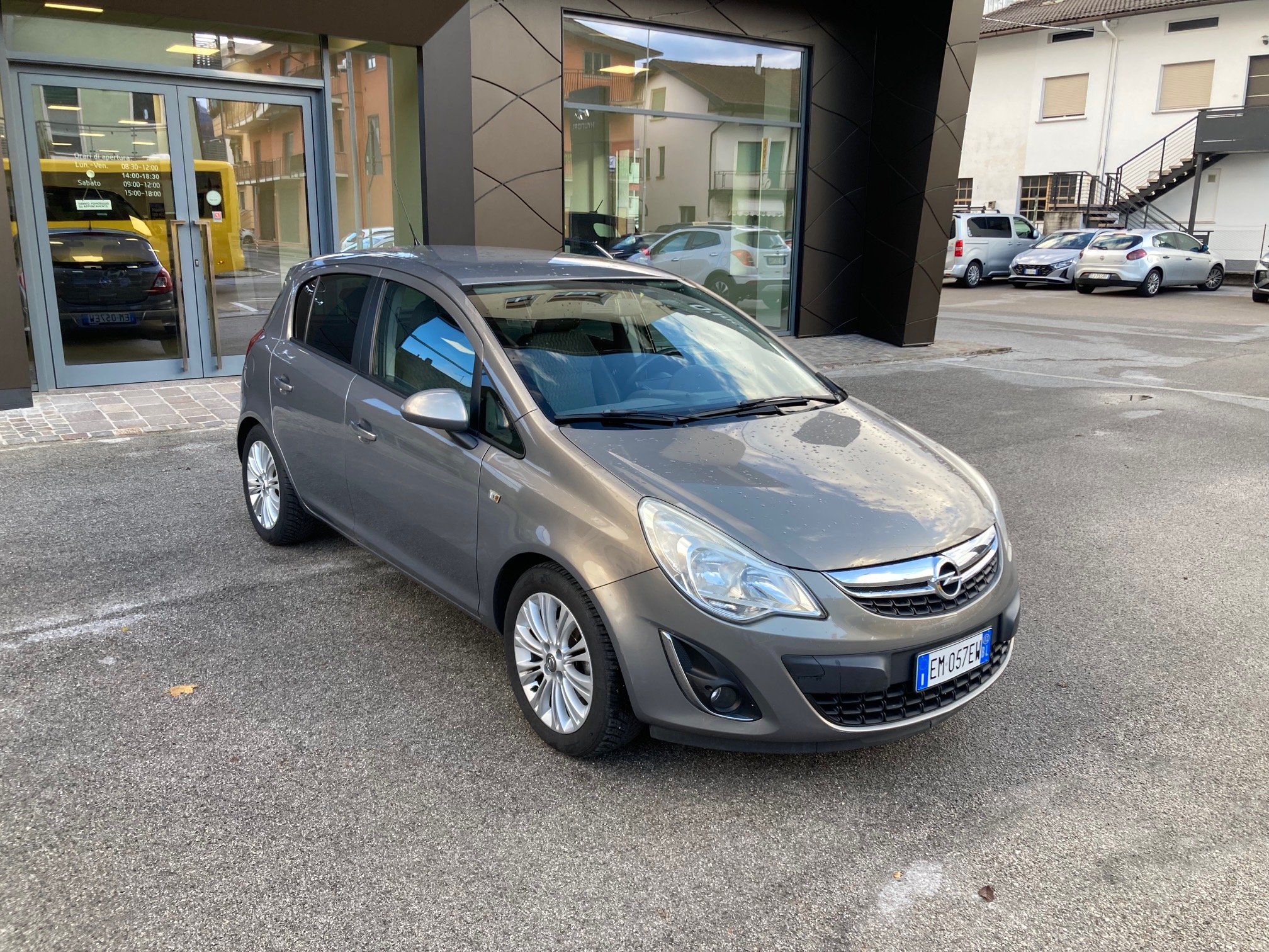 Opel Corsa 1.4 benzina Cosmo