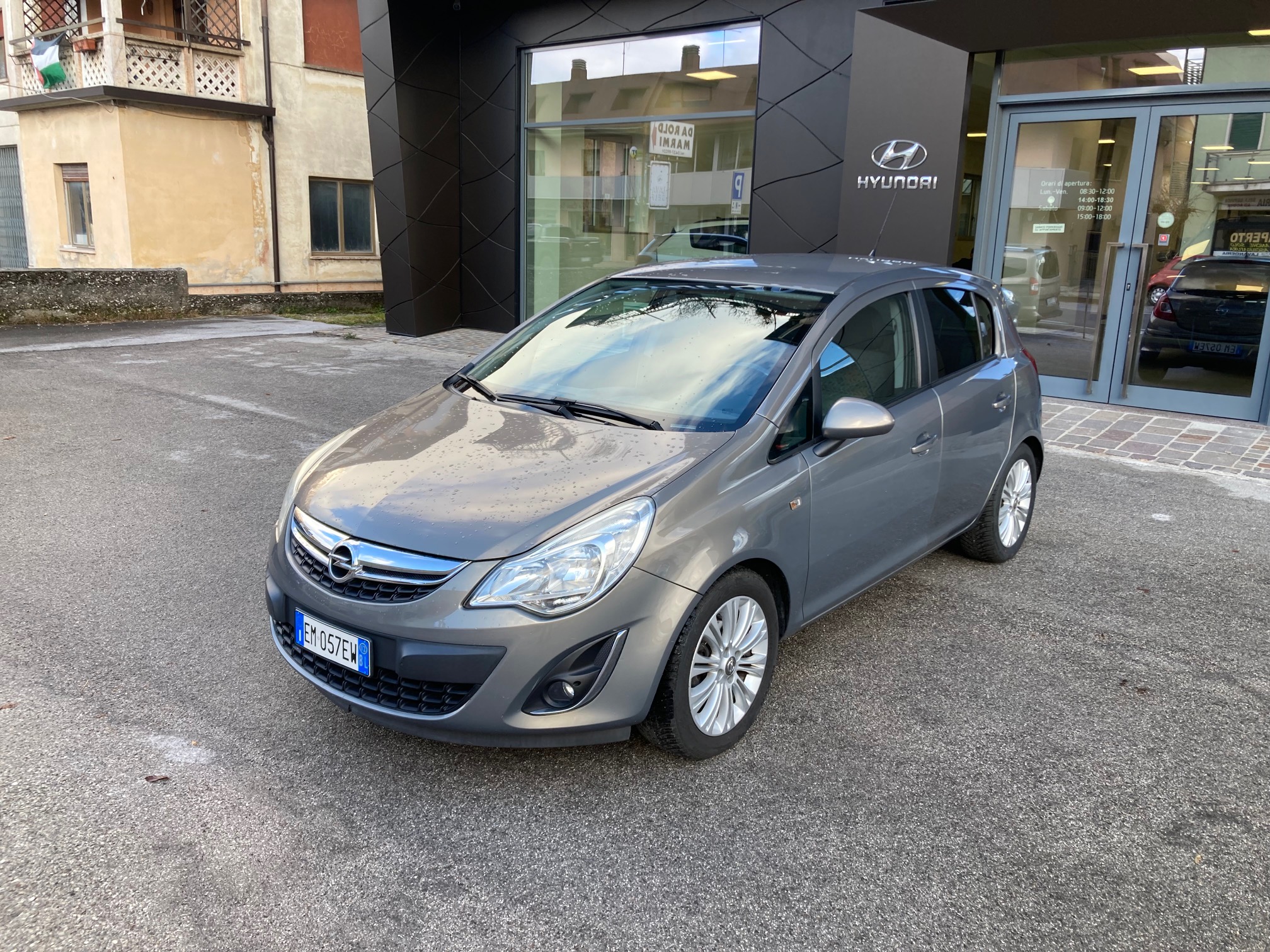 Opel Corsa 1.4 benzina Cosmo