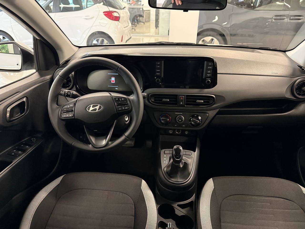 Hyundai i10 1.0 Benzina A/T Connectline