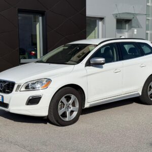 Volvo XC60 2.4 D3 AWD Geartronic Momentum