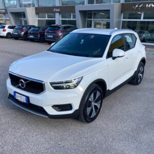 Volvo XC40 1.5 T2 Geartronic Momentum Core
